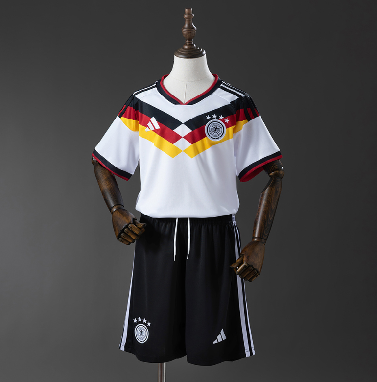 Camiseta Alemania Primera Equipación 26 Niño